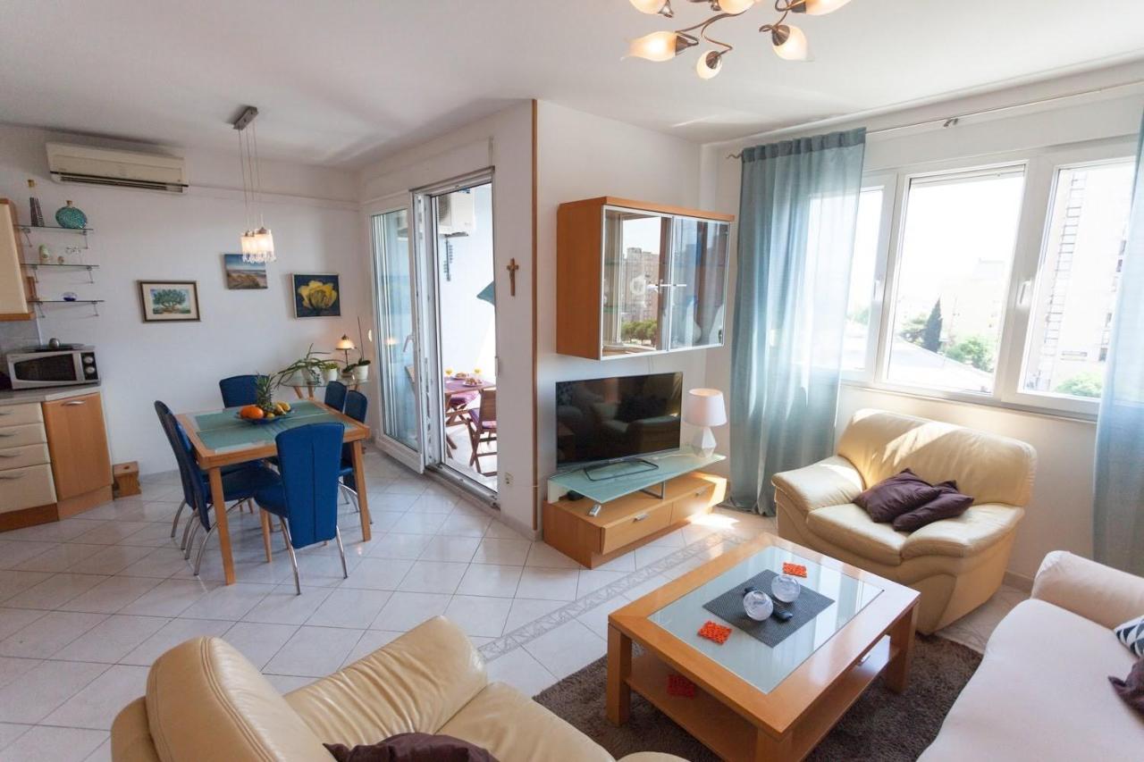 Exclusive Sea View Leilighet *